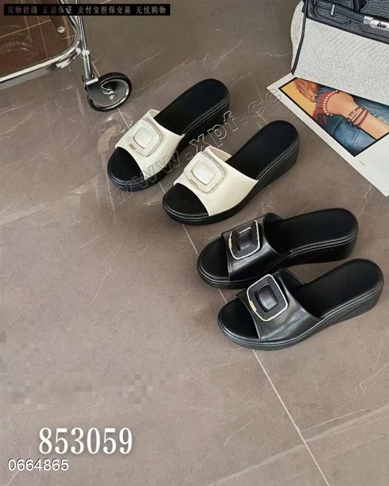 左右焦点853059
