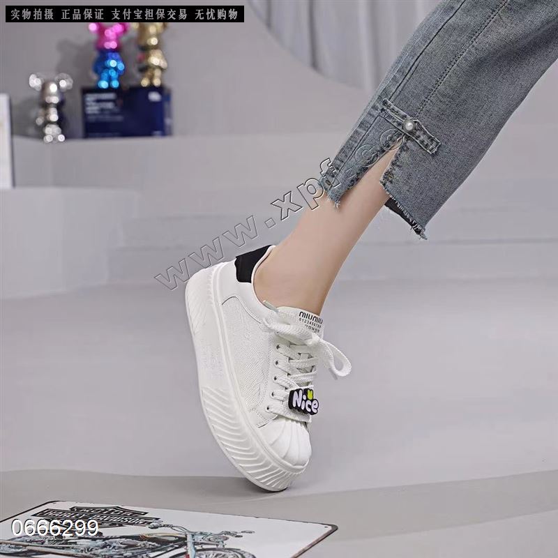 F3X   小白鞋