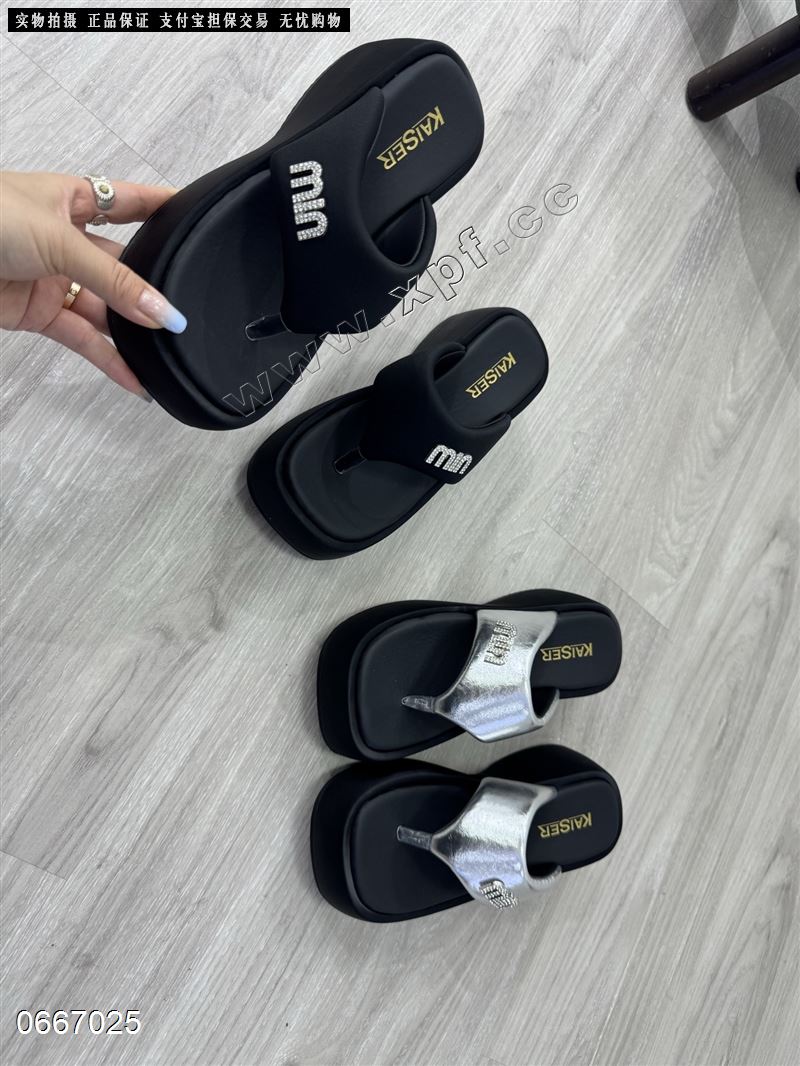 新款厚底夹指凉鞋拖鞋