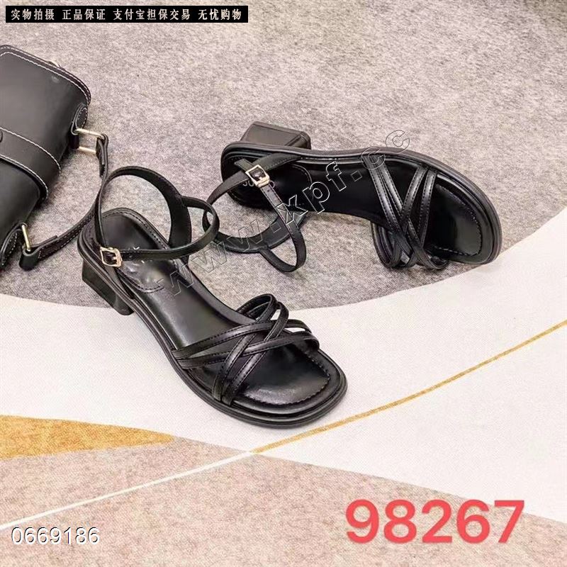 时尚女凉鞋98267