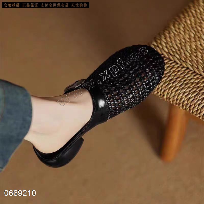 包头透网女拖鞋