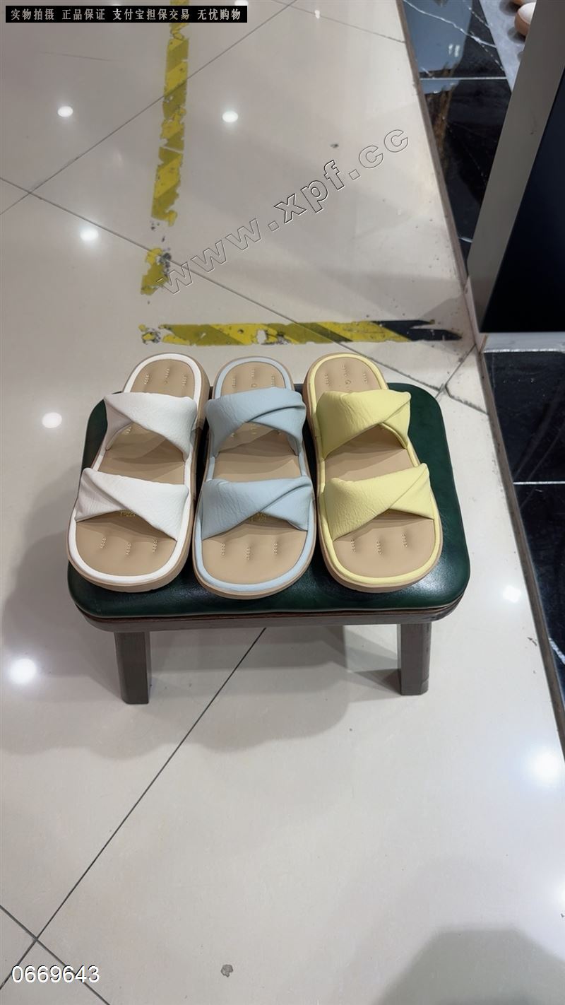 纤语佳丽
