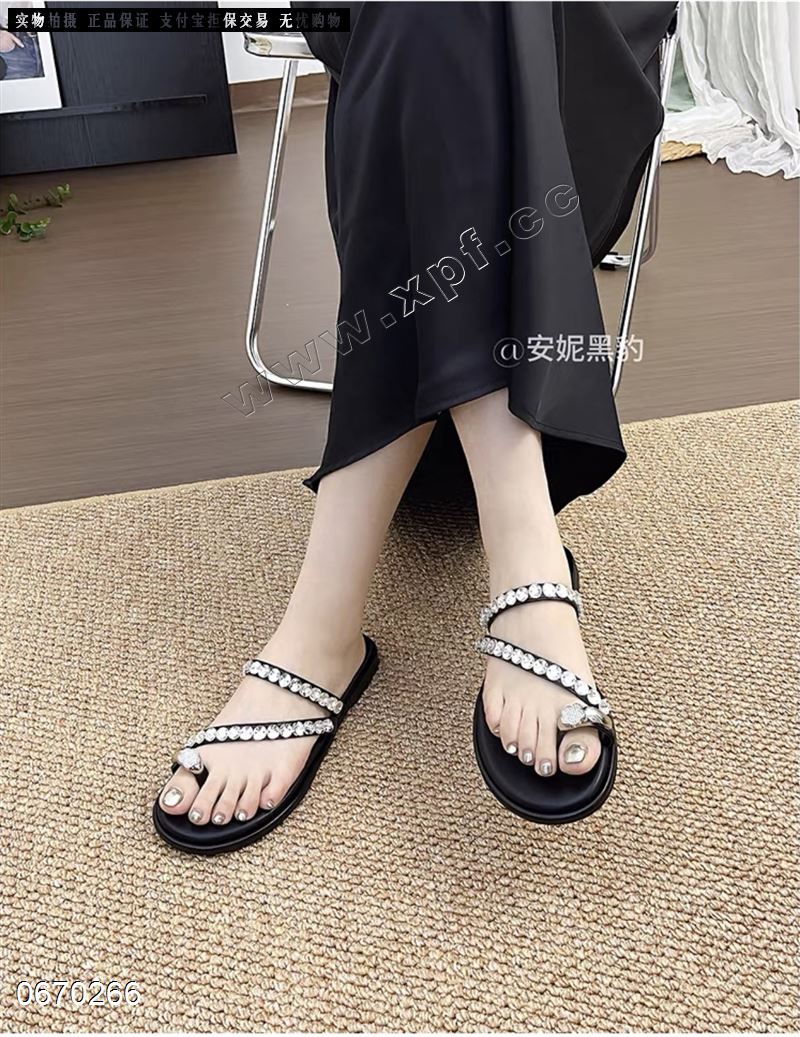安妮黑豹 6537