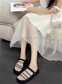 影贞妮