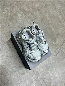 新款半里透网女休闲运动鞋1988-1