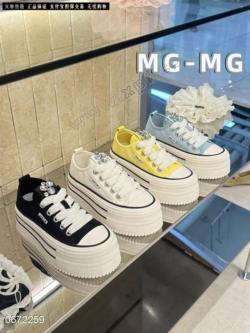 MG 时尚休闲鞋