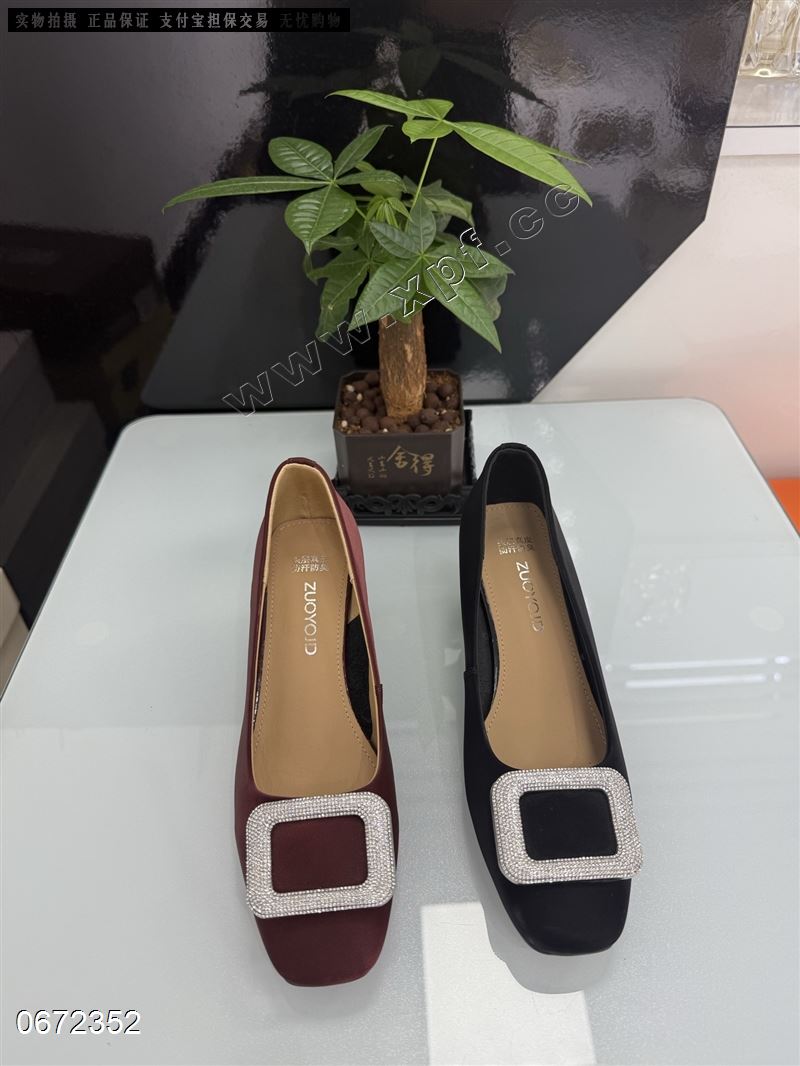 左右焦点012-82159