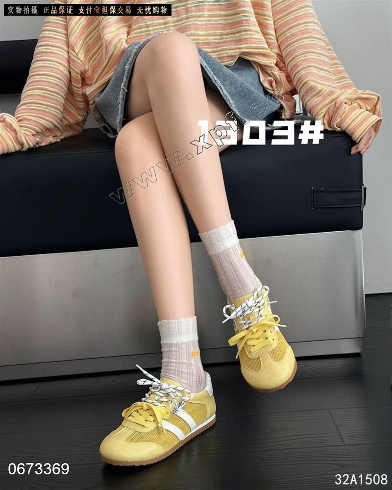 拍色  米555677黄55567789