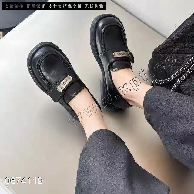 安妮黑豹 897