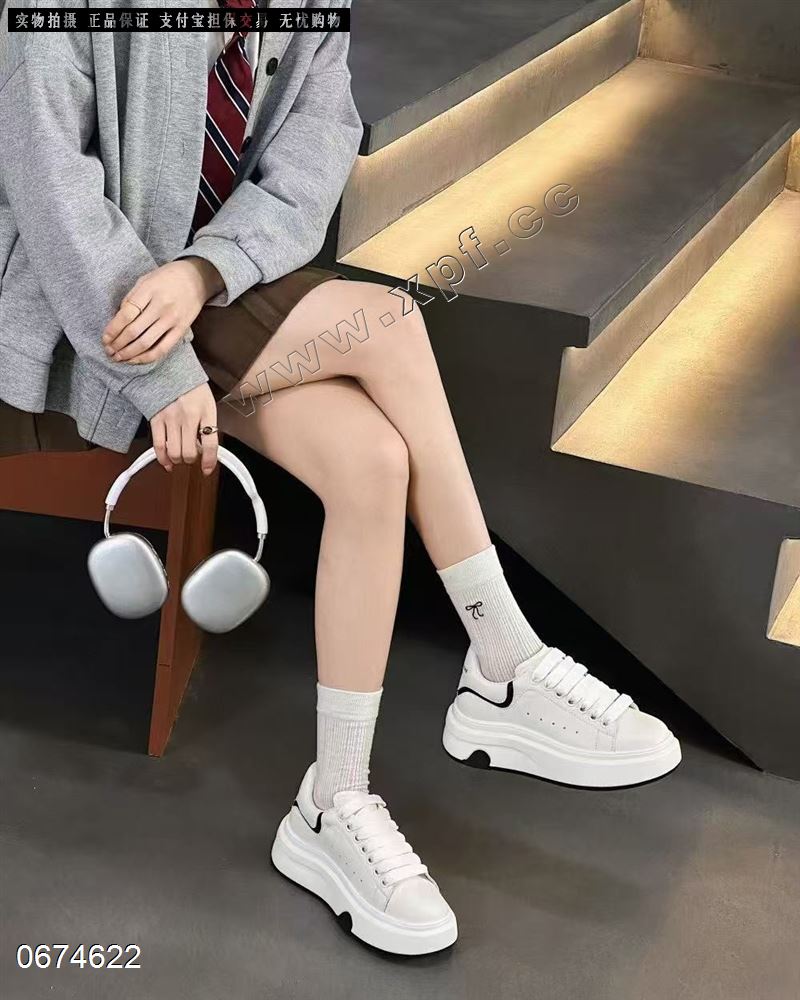 时尚休闲鞋