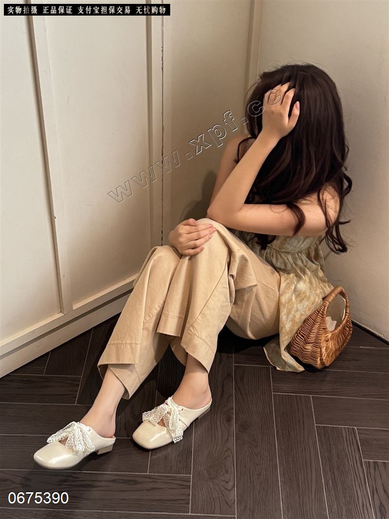 包头女拖鞋
