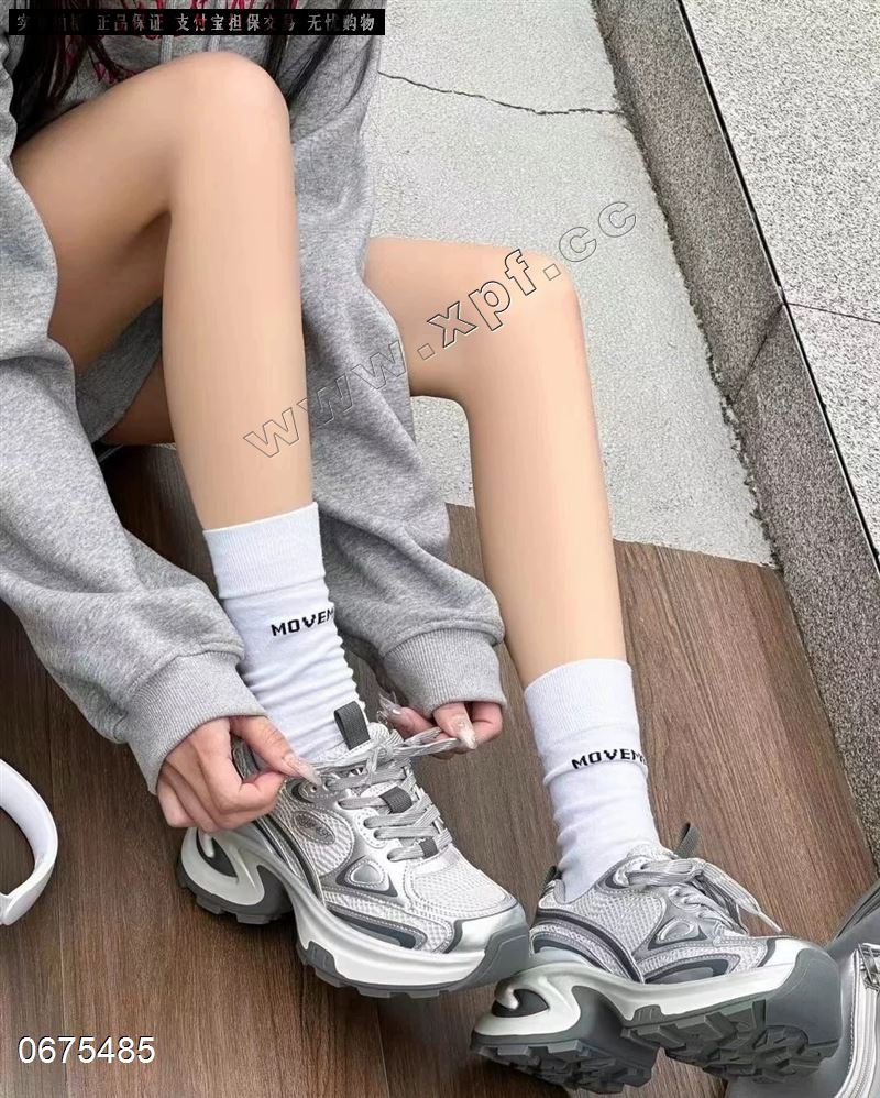 潮贝妮 2703