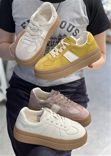 高挑