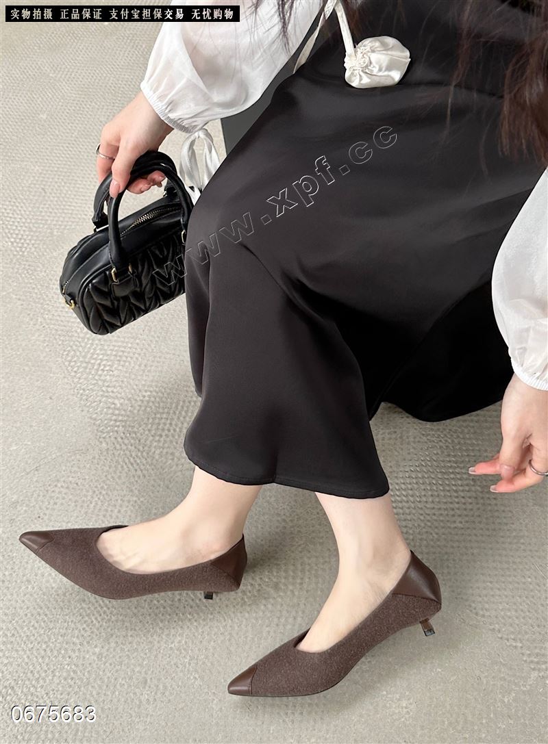 M998品牌单鞋  9-73