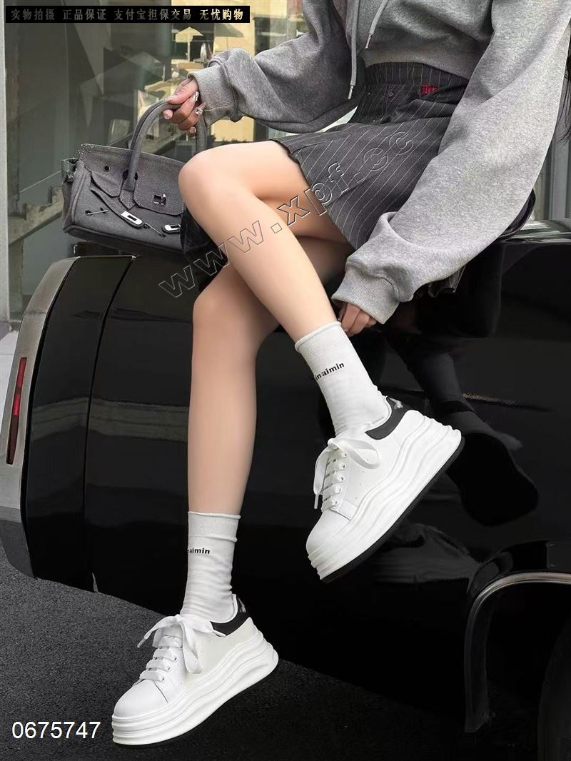 M998品牌休闲鞋