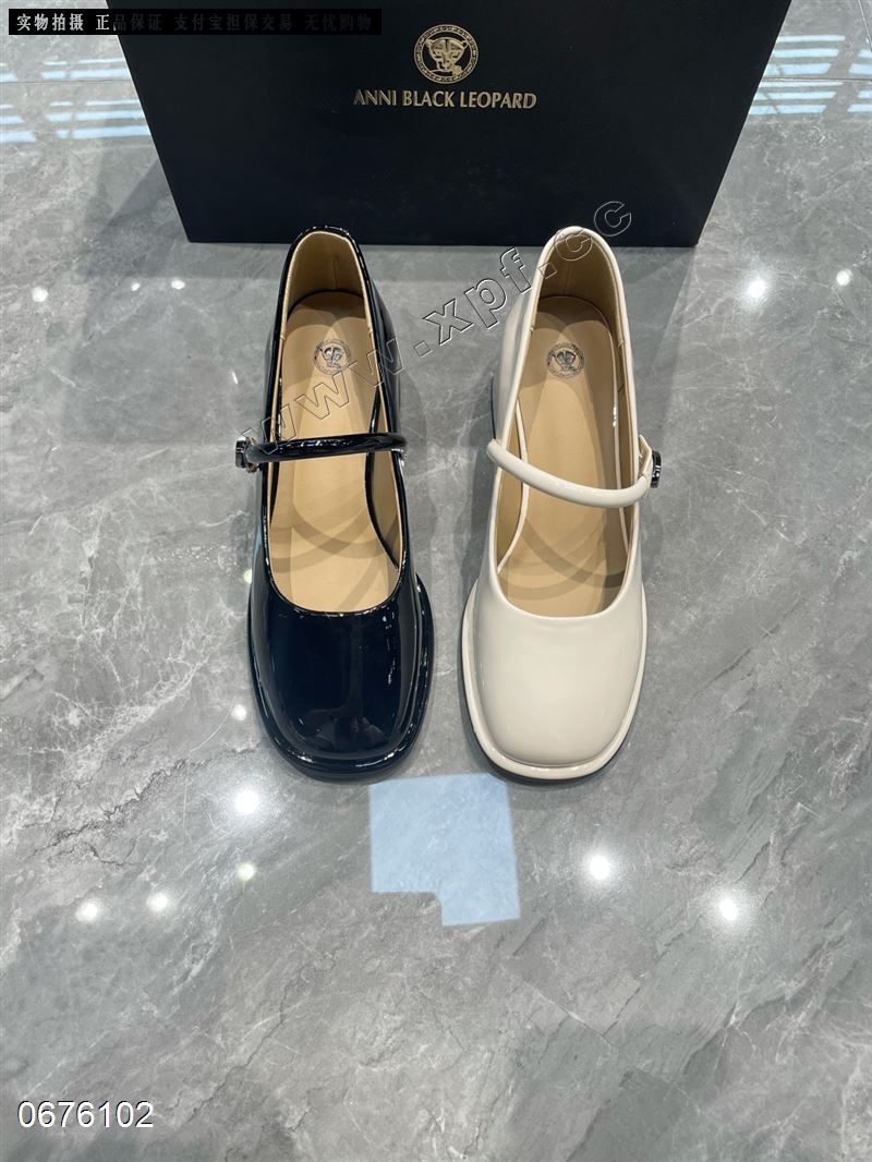 安妮黑豹 708