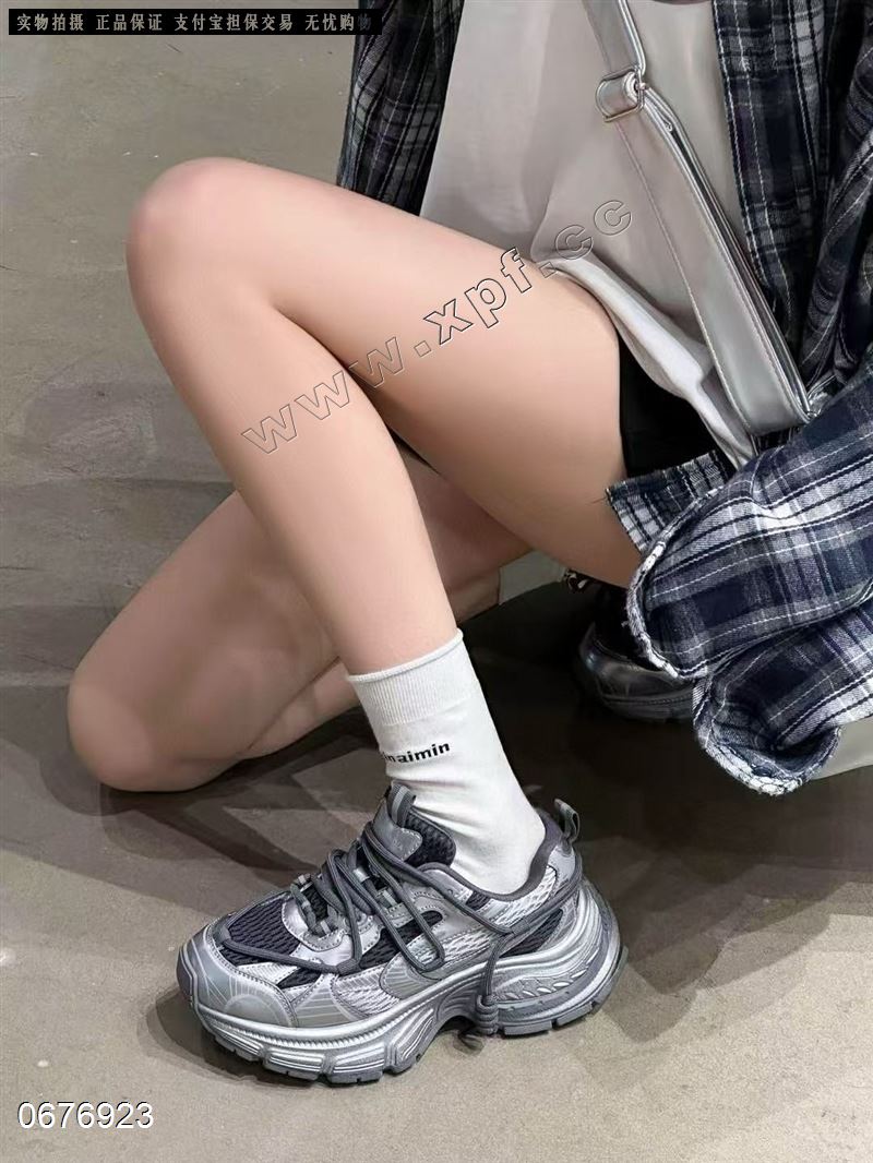 潘朵啦261218