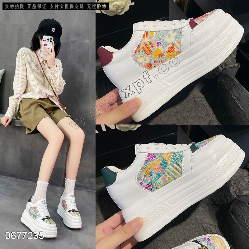 新款小个子厚底内增高休闲鞋 2576   跟高：6CM+3CM