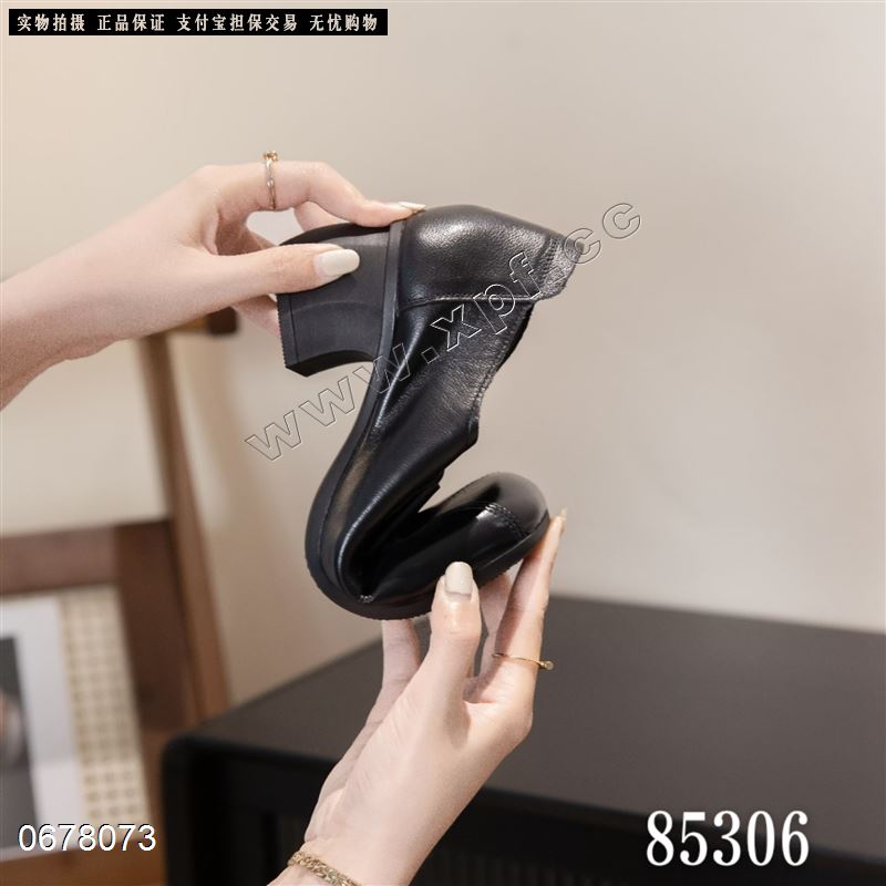 牛皮妈妈鞋 85306  黑色788888999，棕色5-0+89