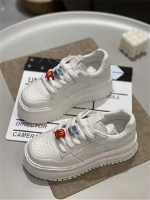 时尚休闲鞋