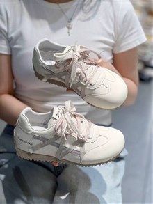 高挑